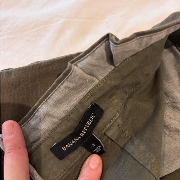Banana Republic Olive Green Skirt - Picture 3 of 3